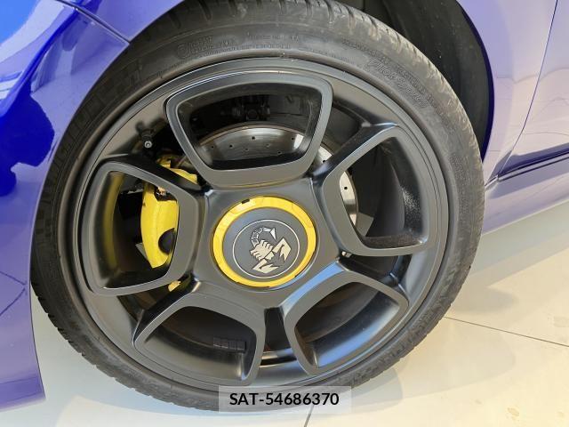 Abarth 595 2020-06 8127038-3