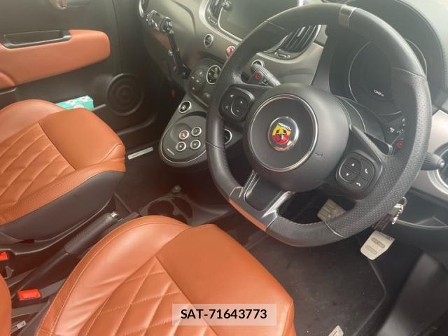 Abarth 595 2021-12 8827168-15