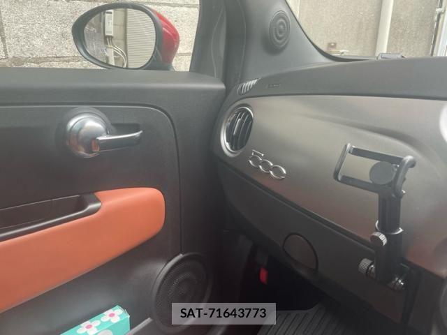 Abarth 595 2021-12 8827168-24
