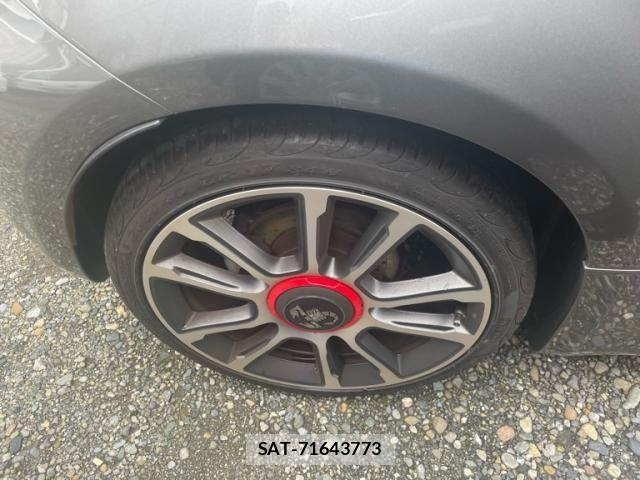 Abarth 595 2021-12 8827168-5