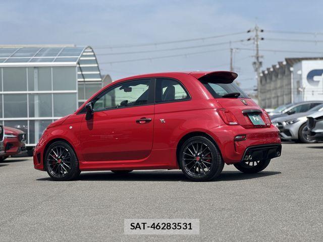 Abarth 695 2023-09 926983-27