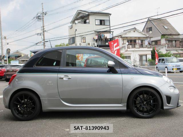 Abarth 695 2019-09 1300367-7