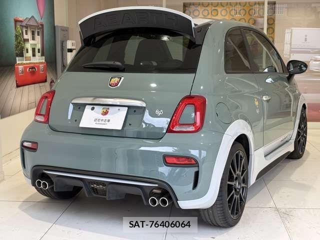 Abarth 695 2023-01 4391391-4