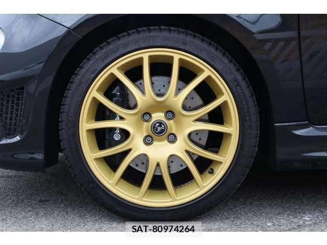 Abarth 695 2024-12 4585717-12