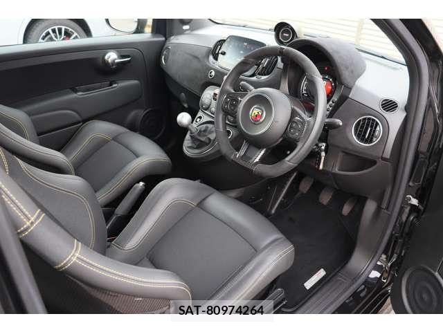 Abarth 695 2024-12 4585717-4
