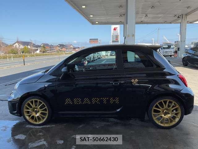 Abarth 695 2024-07 4926079-10