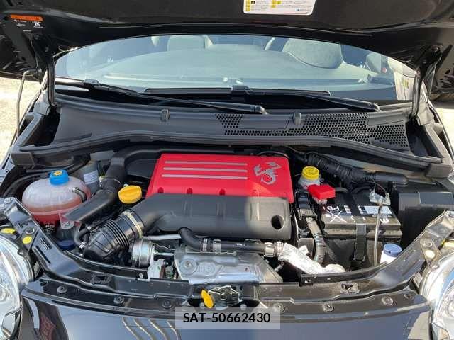 Abarth 695 2024-07 4926079-16