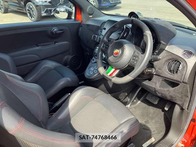 Abarth 695 2024-01 6674771-10