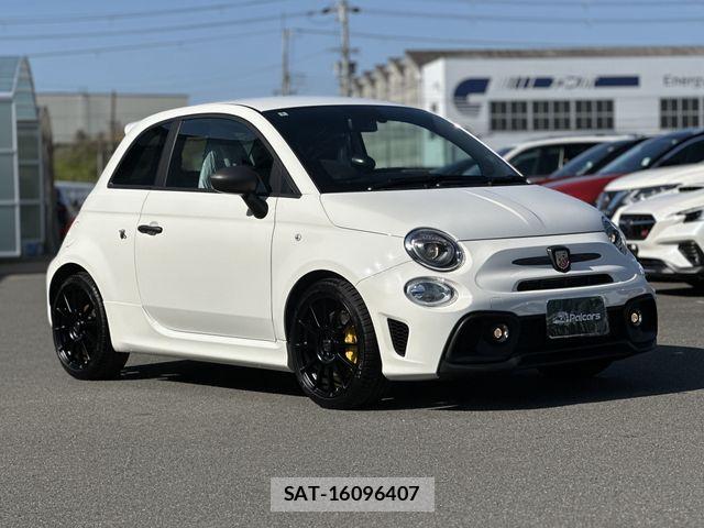 Abarth 695 2024-08 6674770-16
