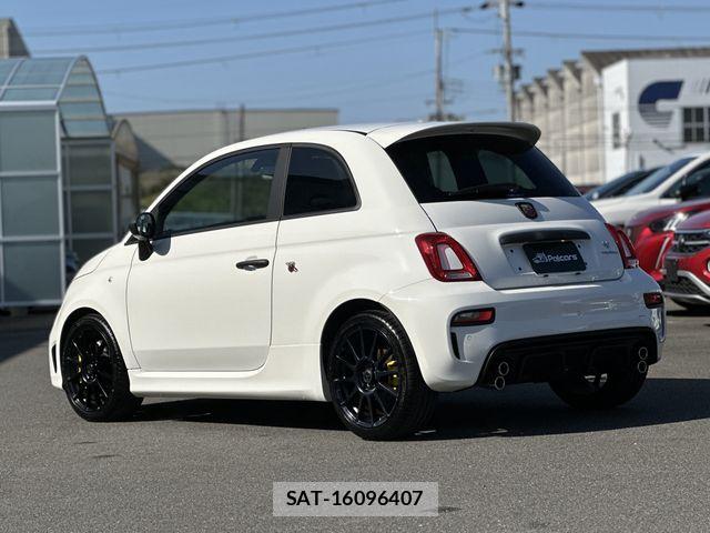 Abarth 695 2024-08 6674770-20