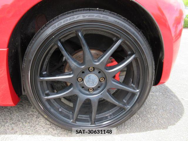 Abarth 695 2011-11 6790673-17