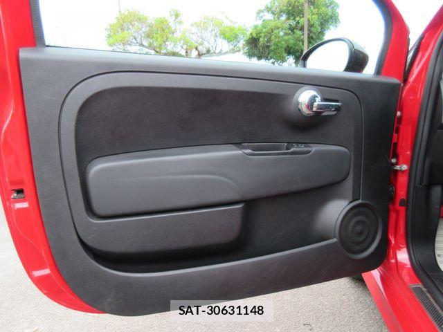 Abarth 695 2011-11 6790673-19