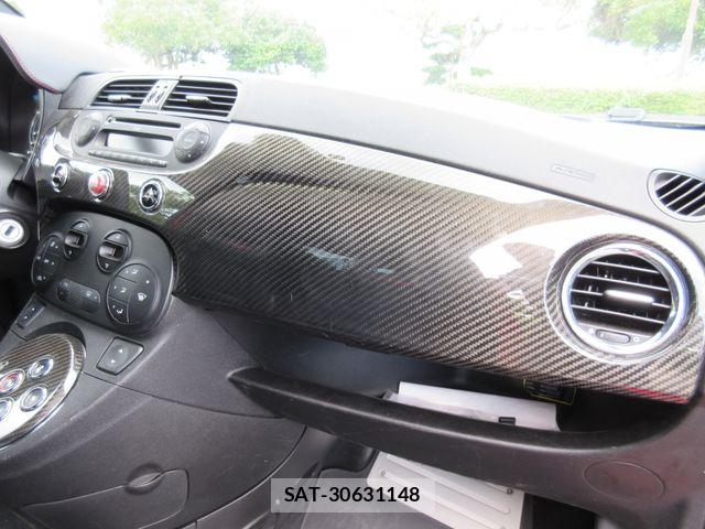 Abarth 695 2011-11 6790673-21