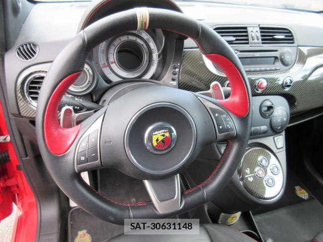 Abarth 695 2011-11 6790673-27