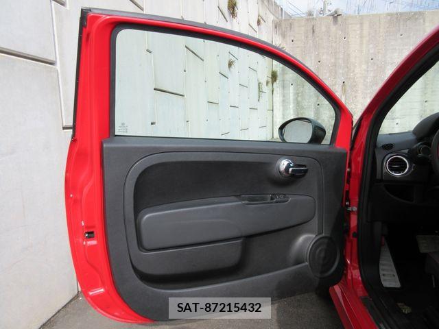 Abarth 695 2011-03 6790675-20