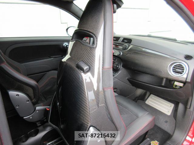 Abarth 695 2011-03 6790675-25