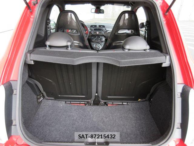 Abarth 695 2011-03 6790675-29