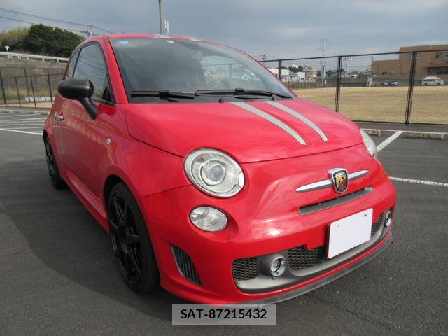 Abarth 695 2011-03 6790675-4