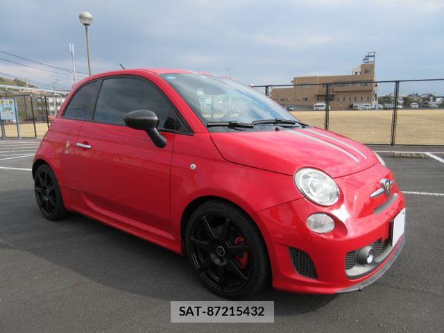 Abarth 695 2011-03 6790675-6