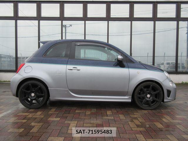 Abarth 695 2019-01 6813456-10
