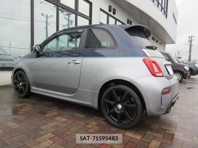 Abarth 695 2019-01 6813456-14