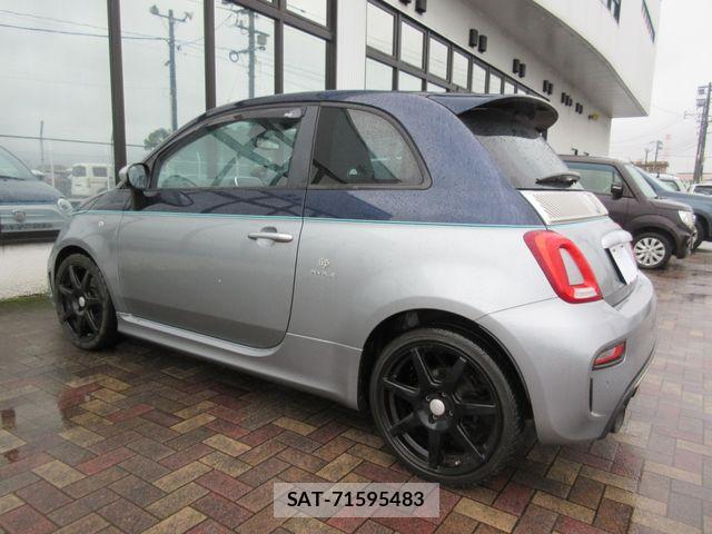 Abarth 695 2019-01 6813456-15