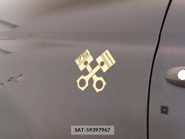 Abarth 695 2025-03 7213884-10