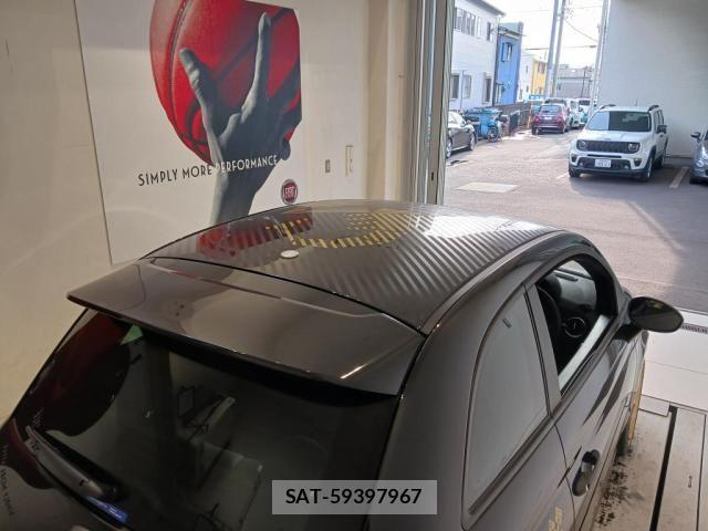 Abarth 695 2025-03 7213884-13