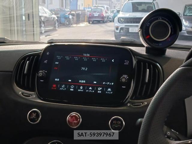 Abarth 695 2025-03 7213884-19