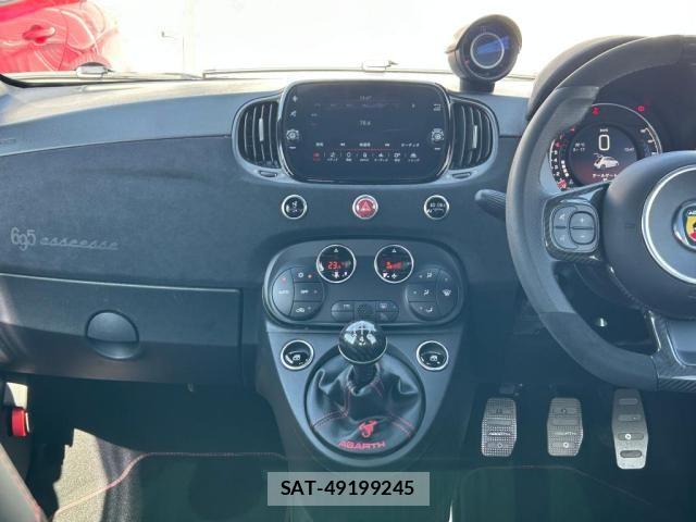 Abarth 695 2022-09 7324956-14
