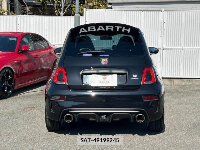 Abarth 695 2022-09 7324956-2