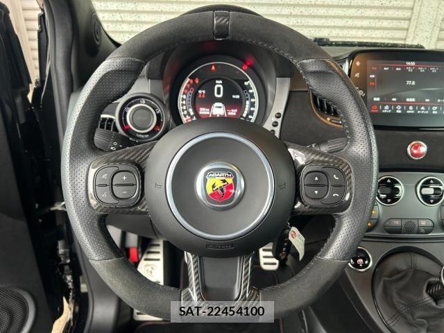 Abarth 695 2022-09 7324952-15
