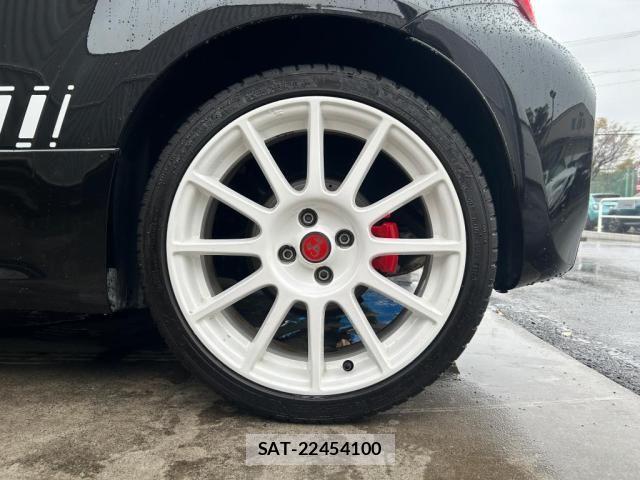 Abarth 695 2022-09 7324952-19