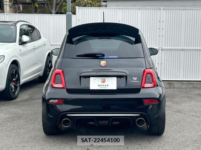 Abarth 695 2022-09 7324952-2
