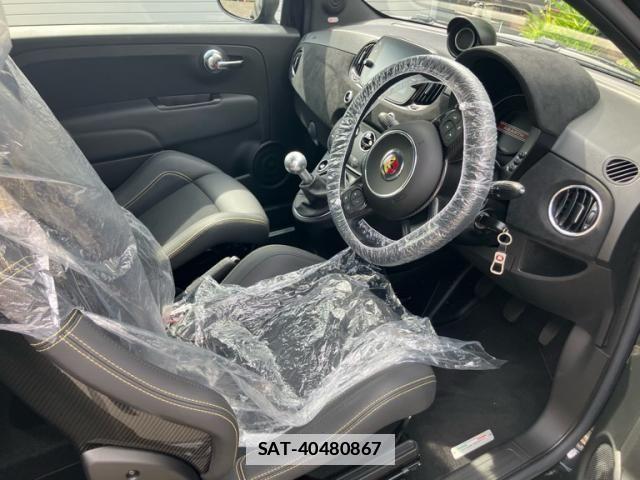 Abarth 695 2024-08 7561615-14