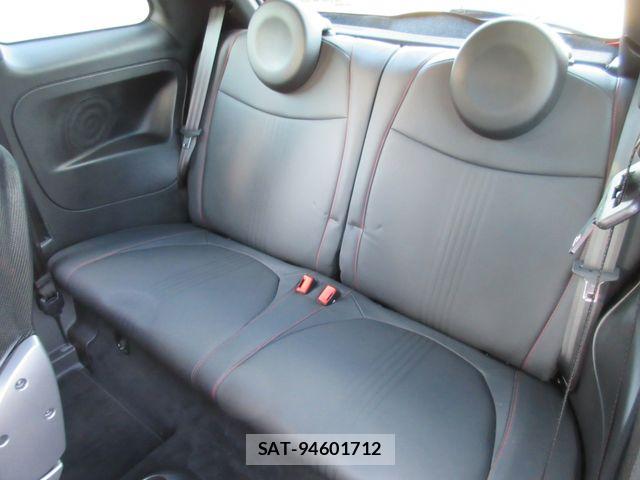 Abarth 695 2012-01 7719845-24