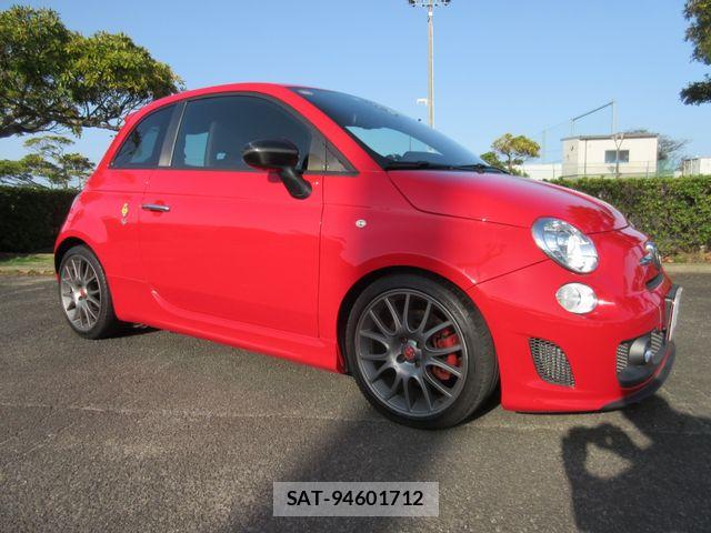 Abarth 695 2012-01 7719845-5