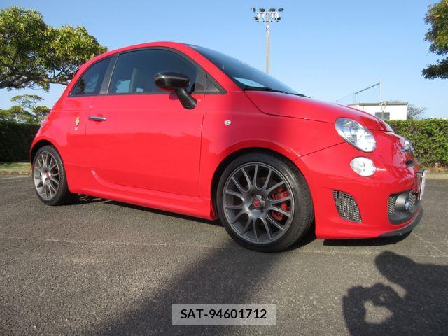 Abarth 695 2012-01 7719845-6