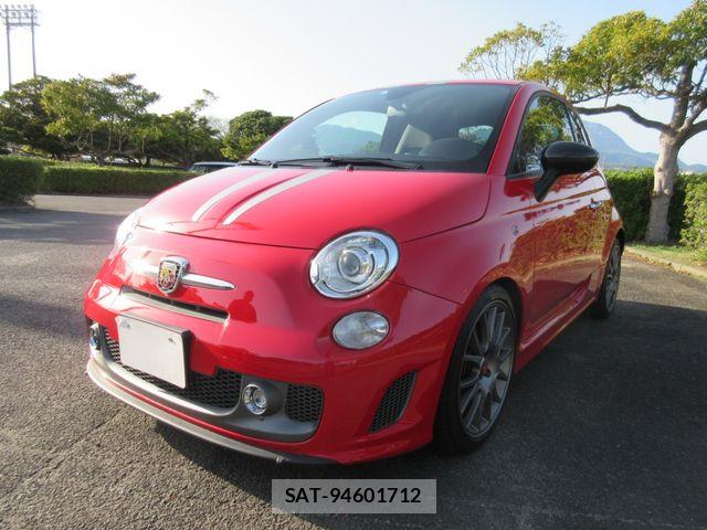 Abarth 695 2012-01 7719845-7