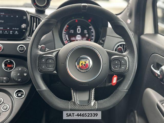Abarth 695 2024-07 7875061-11