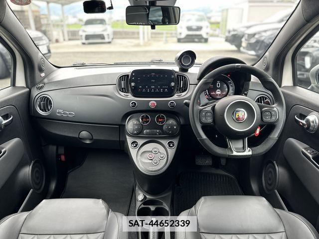 Abarth 695 2024-07 7875061-1