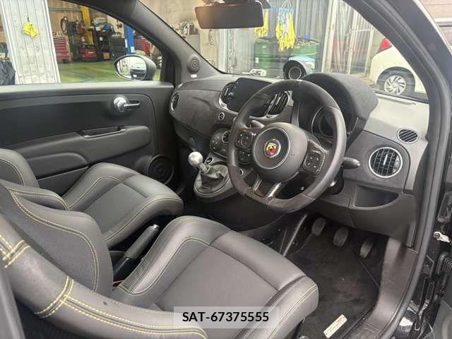 Abarth 695 2025-04 8034031-10