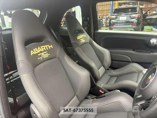 Abarth 695 2025-04 8034031-12