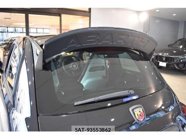 Abarth 695 2022-10 8097413-16