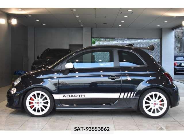 Abarth 695 2022-10 8097413-4