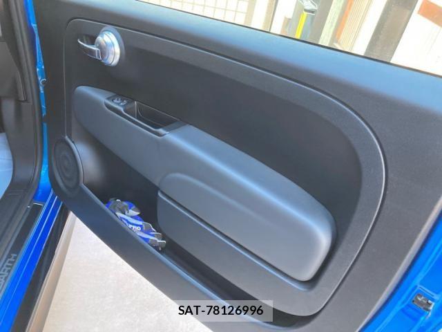 Abarth 695 2023-09 8522644-16