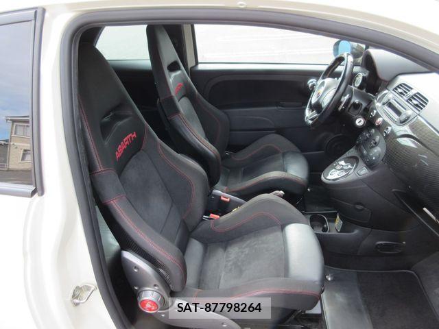 Abarth 695 2012-10 8878453-21