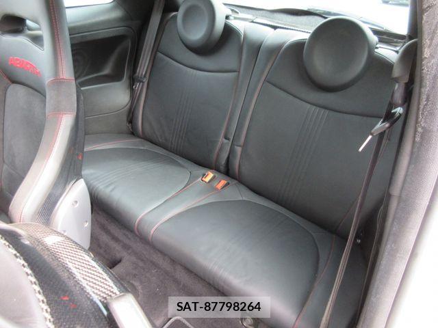Abarth 695 2012-10 8878453-22