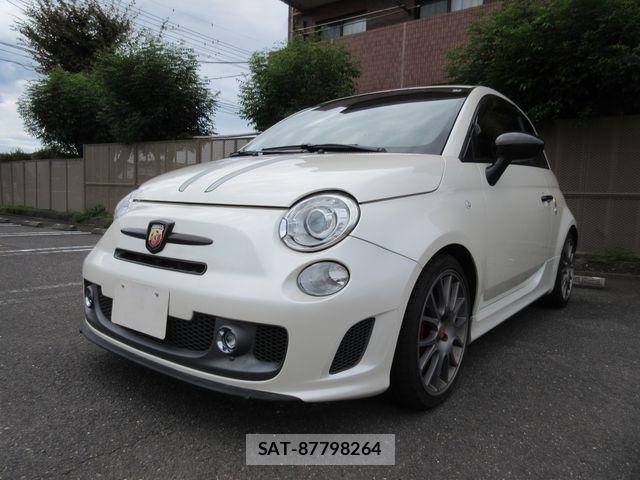 Abarth 695 2012-10 8878453-7