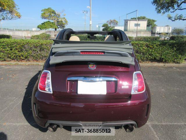 Abarth 695 2013-07 1427371-10